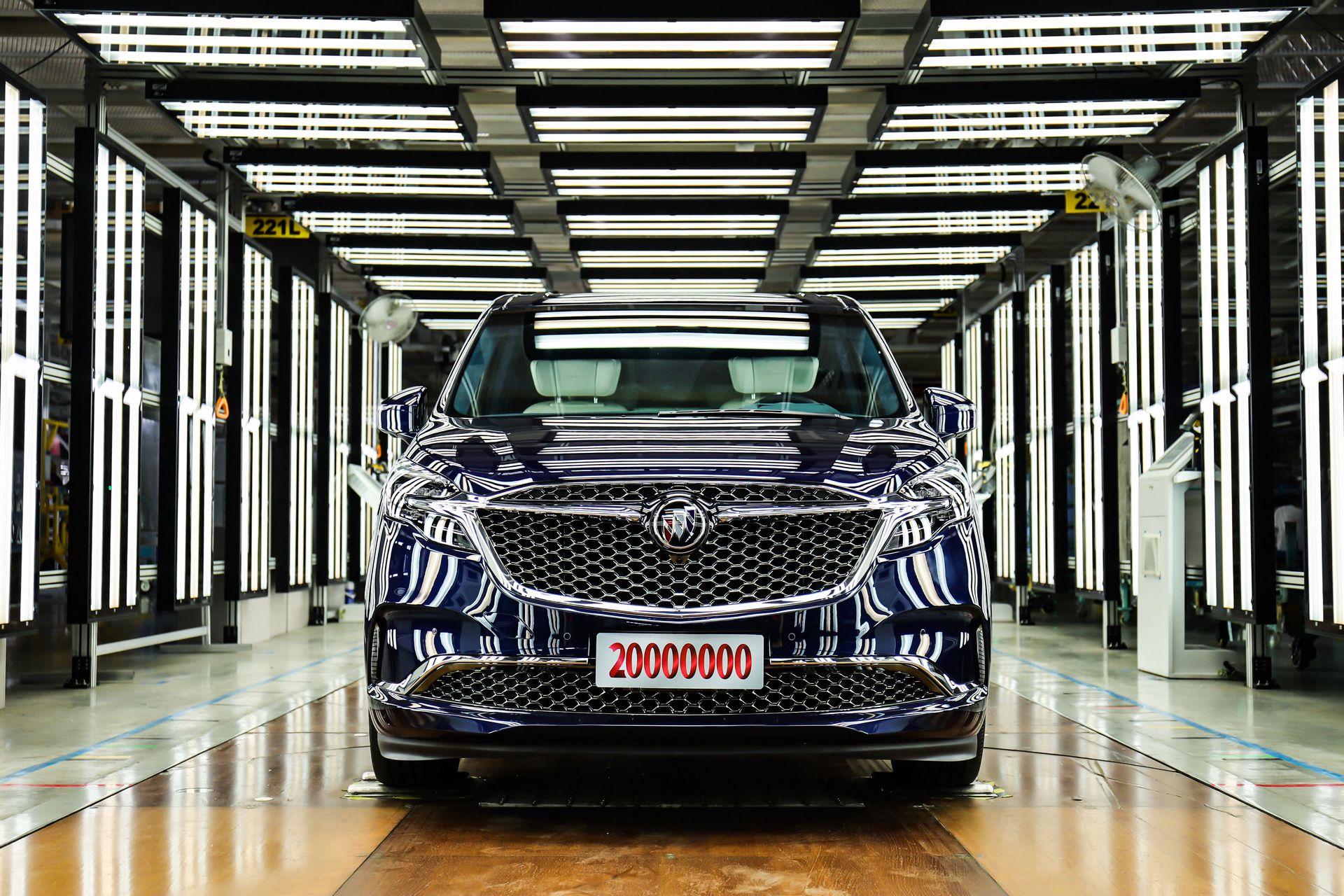 经济日报-中国经济网|聚焦＂新四化＂行健致远 上汽通用累计产销逾2000万辆